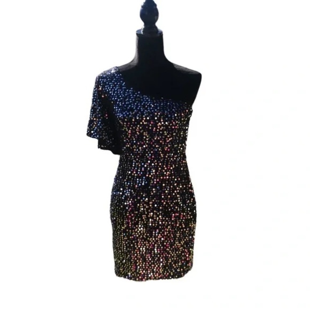Elegant Multicolor Sequin Dress​​